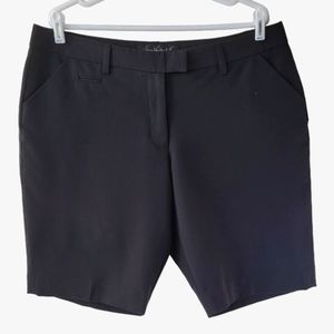 Gloria Vanderbilt Size 18 Paulina Black Five Pocket Shorts 11in Inseam
